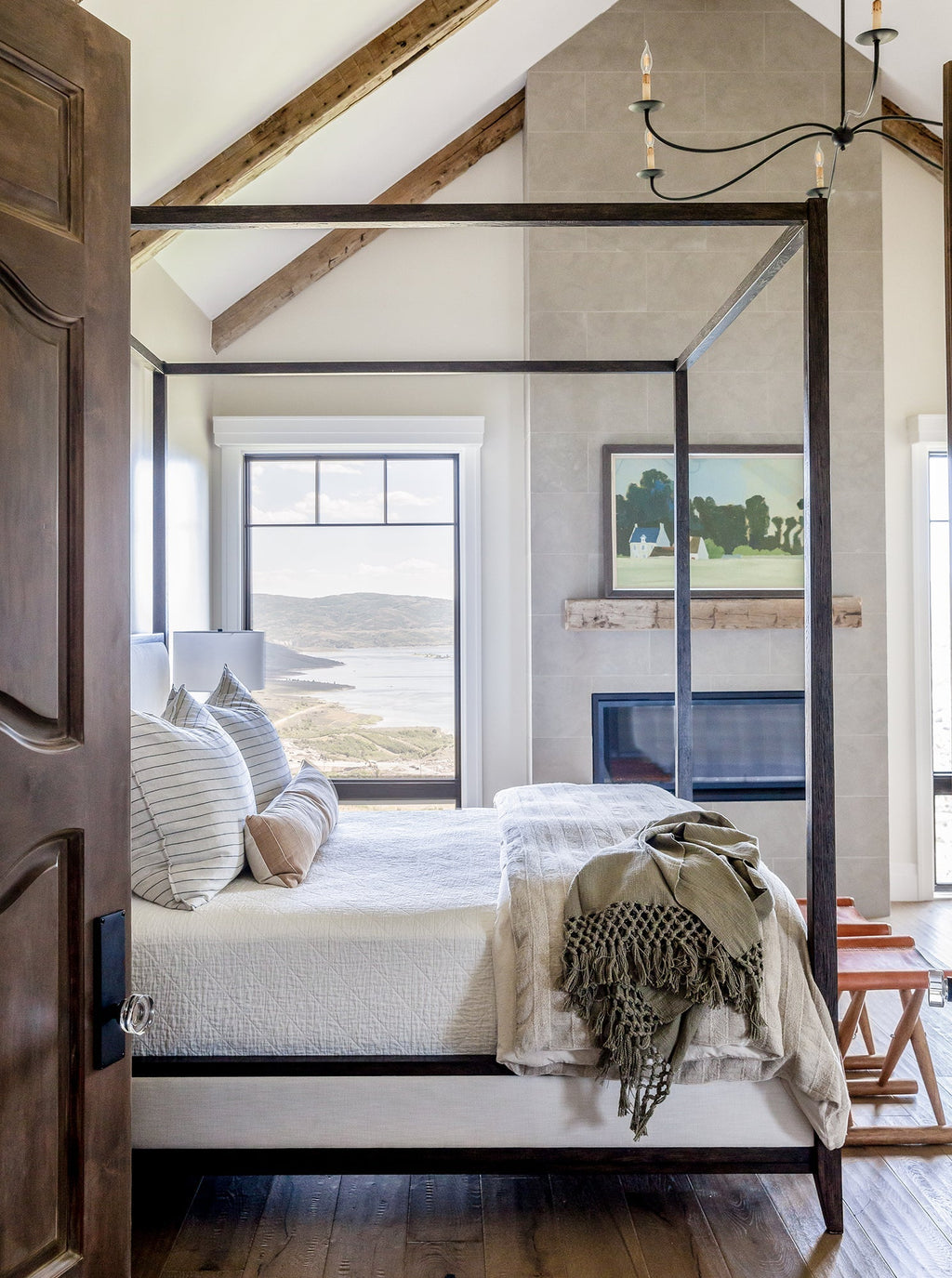 Cusco Stool - Leather, Wood