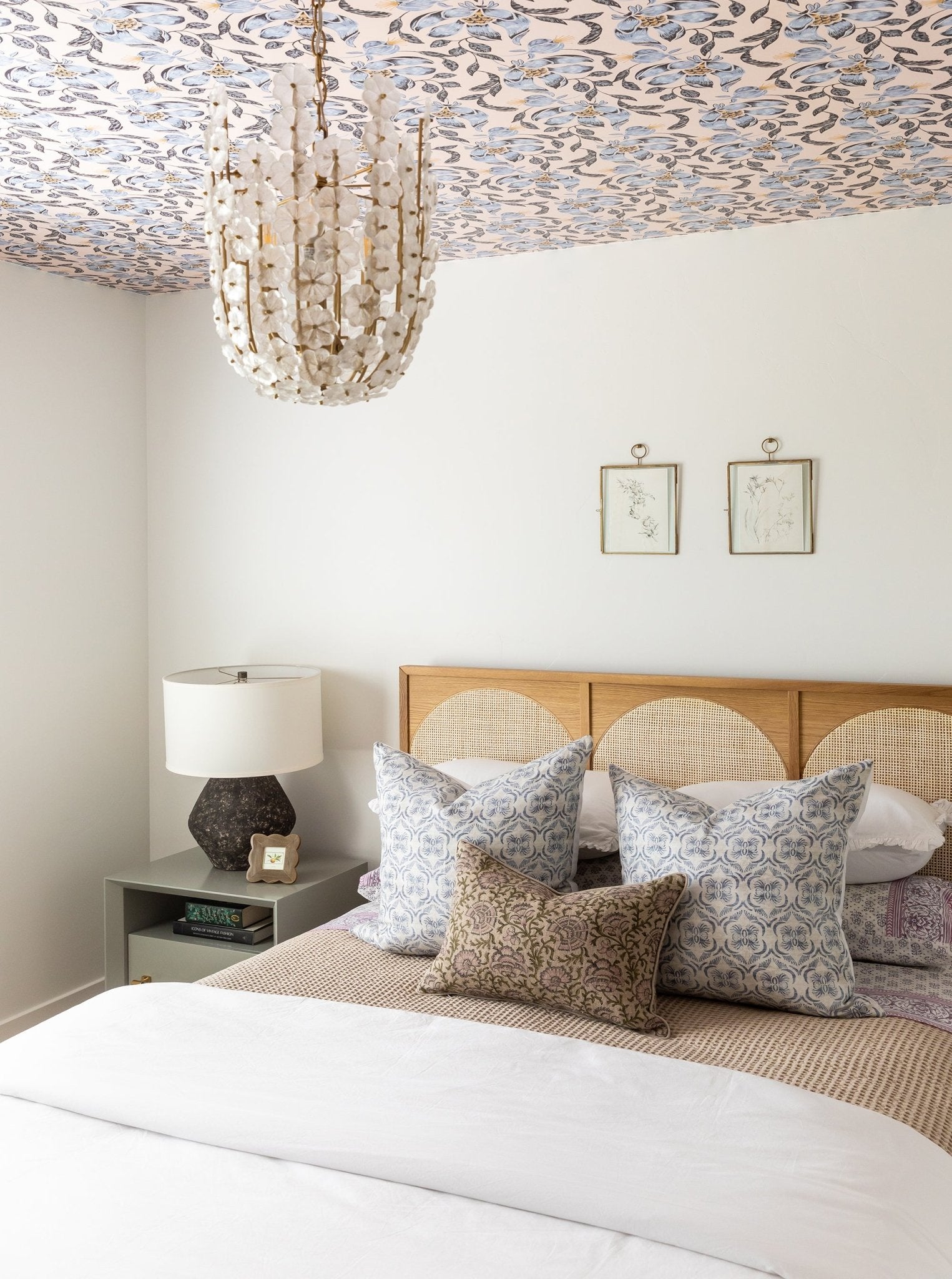 Ira Bed - Oak Wood, Cane Detail