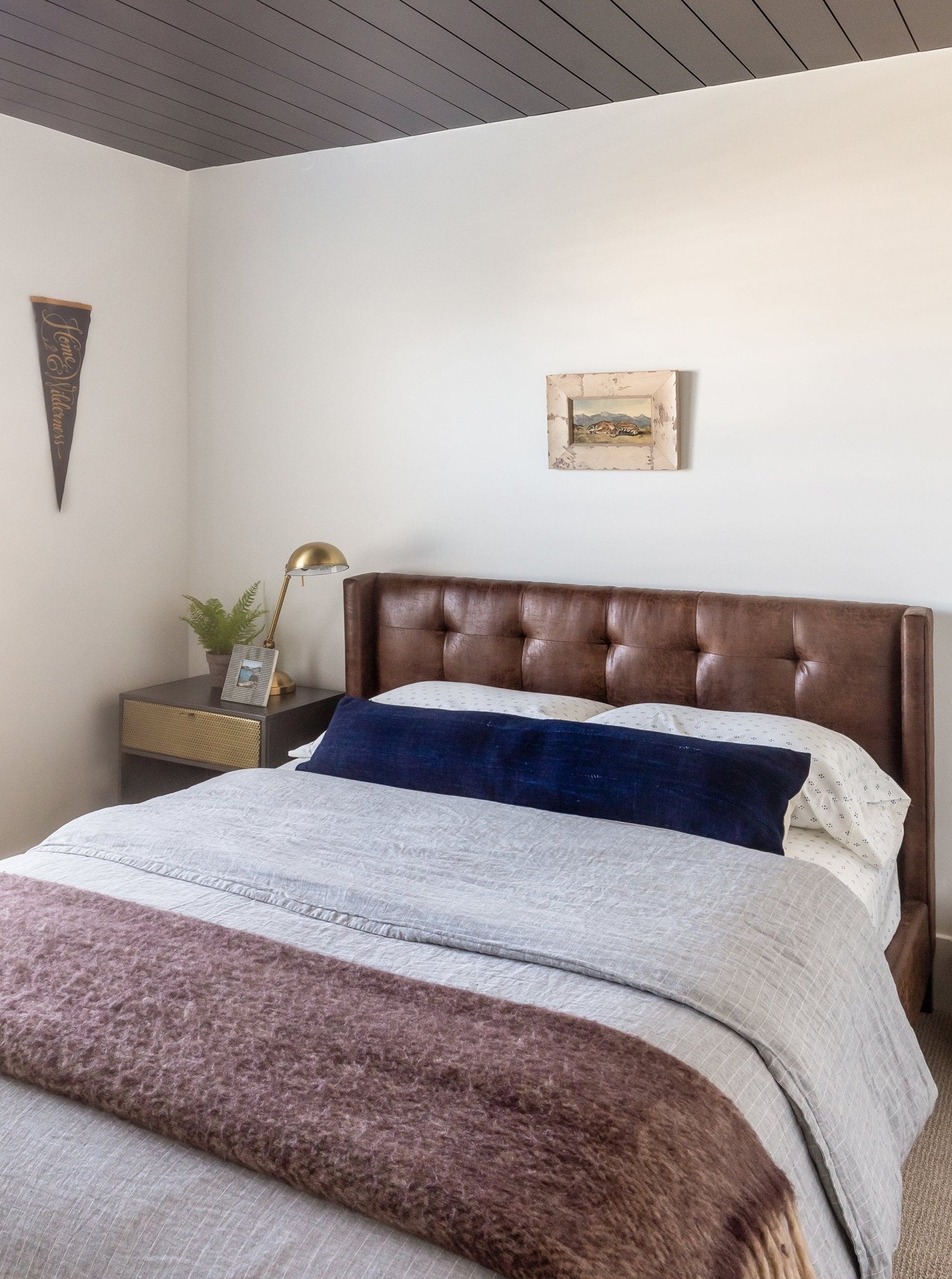 Landry Bed - Upholstered, Metal Base