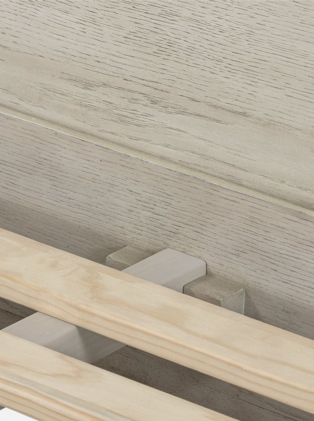 Skylar Bed - Oak Wood